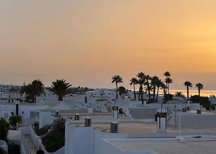 Blue Sky Puerto del Carmen (Lanzarote)